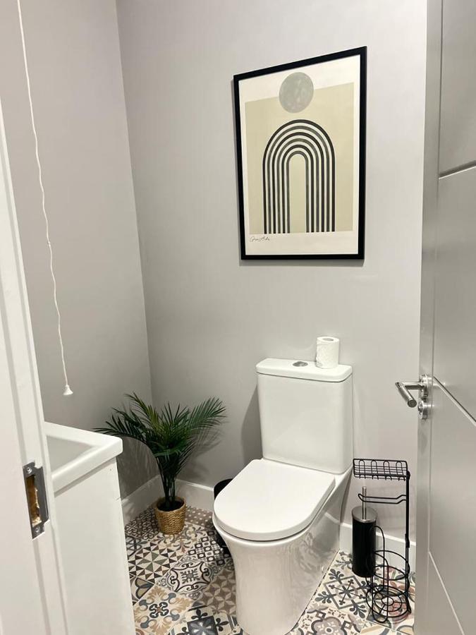 Central Belfast Modern Apartment Great Location Free Parking ภายนอก รูปภาพ